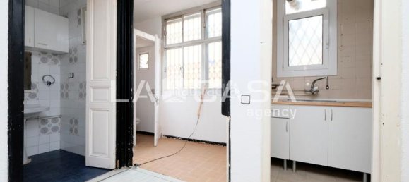 3 bedrooms Apartment in Barcelona, Spain No. 171123 9