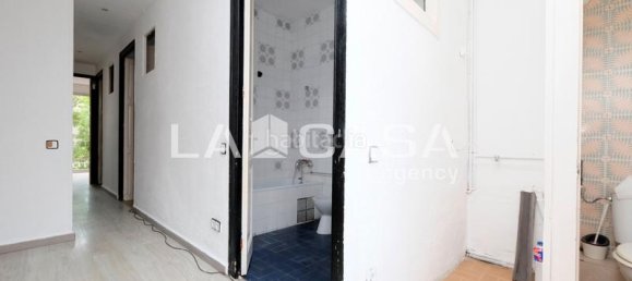 3 bedrooms Apartment in Barcelona, Spain No. 171123 16