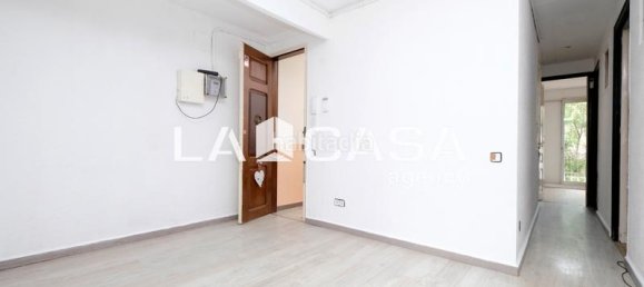 3 bedrooms Apartment in Barcelona, Spain No. 171123 10
