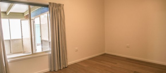 6 bedrooms House in Deniliquin, Australia No. 967 8