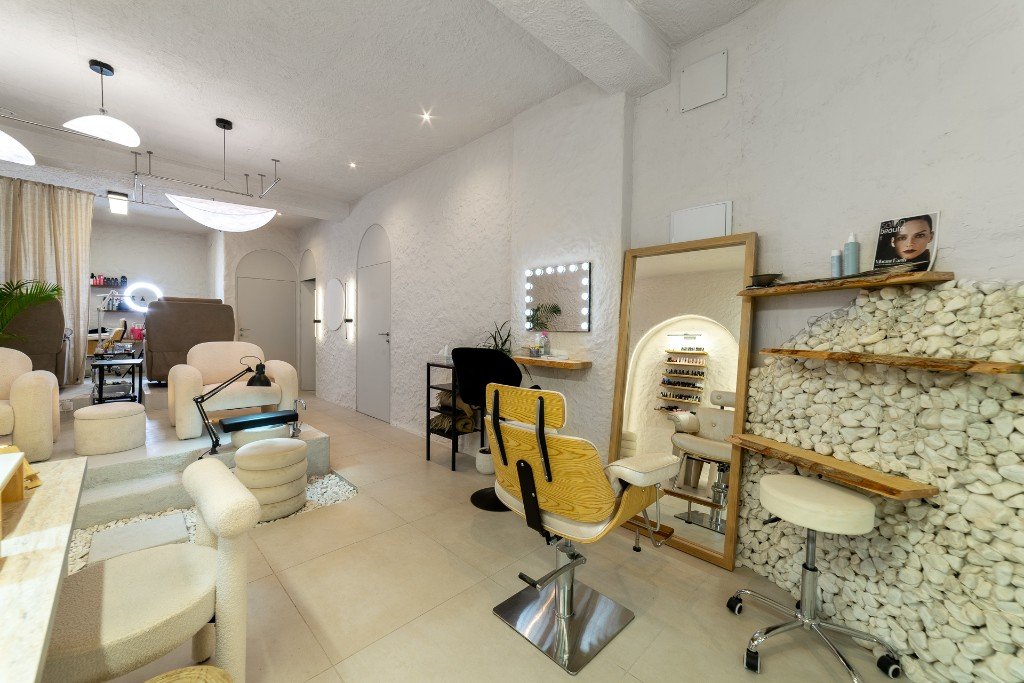 Propiedad comercial en Alicante, Spain 100 m² No. 290759