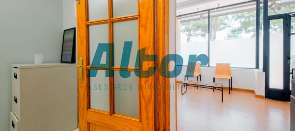 Gewerbliche Immobilie in Getafe, Spain 93m², Nr. 165901 14