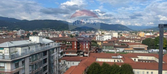 1 bedroom Apartment in Bergamo, Italy No. 109255 13