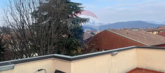 1 bedroom Apartment in Bergamo, Italy No. 109255 21