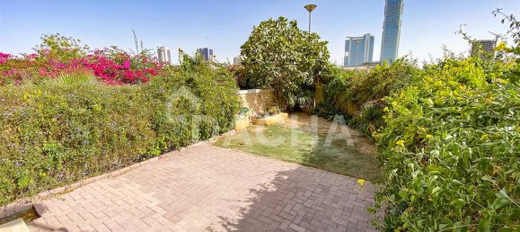 Moradia em banda T1 em Jumeirah Village Triangle, UAE N.º 27699 19