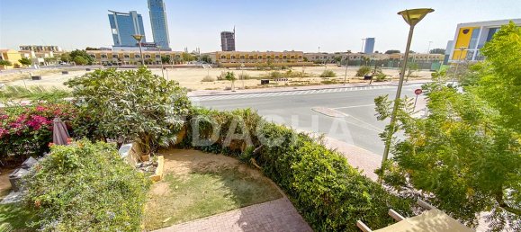 Moradia em banda T1 em Jumeirah Village Triangle, UAE N.º 27699 18