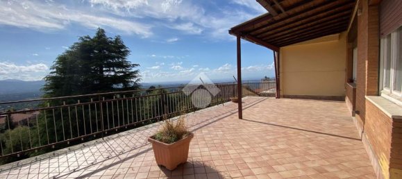 3 Schlafzimmer Penthouse in Palestrina, Italy, Nr. 320851 2
