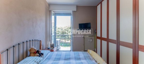 2 rooms Apartment in Milan, Italy No. 259169 3