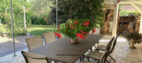 3 bedrooms Villa in Ain, France No. 314652 2