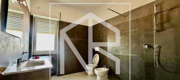 1 bedroom Apartment in Rome, Italy No. 330935 9