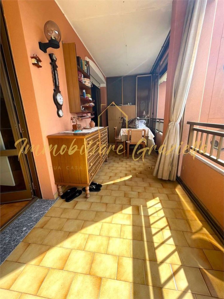 2-Zimmer Wohnung in Vallecrosia, Italy, Nr. 181137