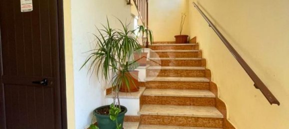 Квартира с 4 комнатами в Палермо, Италия № 72463 4