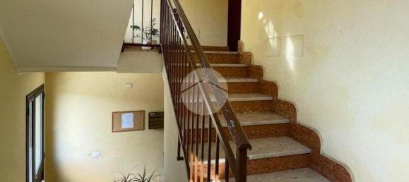 Квартира с 4 комнатами в Палермо, Италия № 72463 5