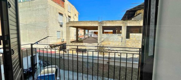 Квартира с 4 комнатами в Палермо, Италия № 72463 31