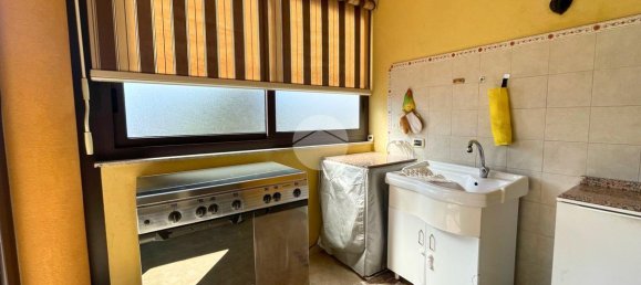 Квартира с 4 комнатами в Палермо, Италия № 72463 15