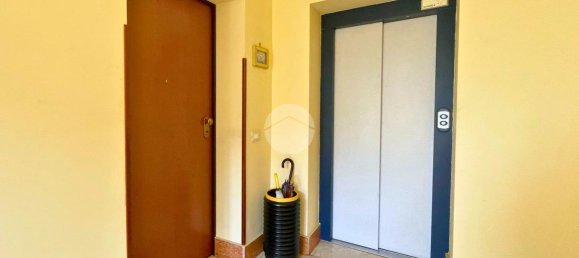 Квартира с 4 комнатами в Палермо, Италия № 72463 6