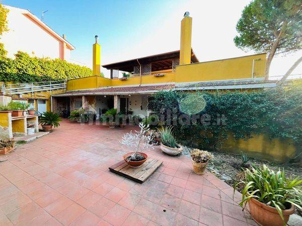 6 chambres Villa à Civitavecchia, Italy No. 192308