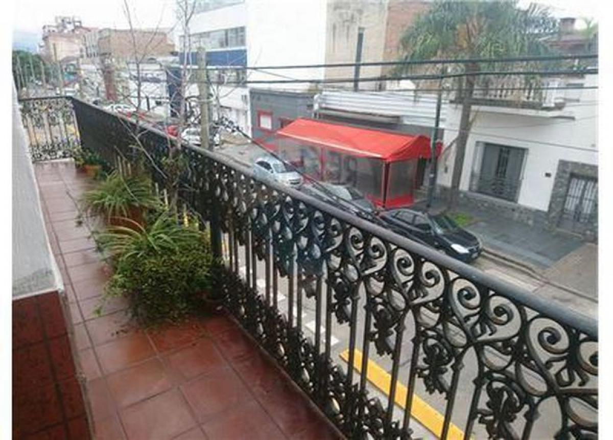 6 bedrooms House in Buenos Aires, Argentina No. 85654