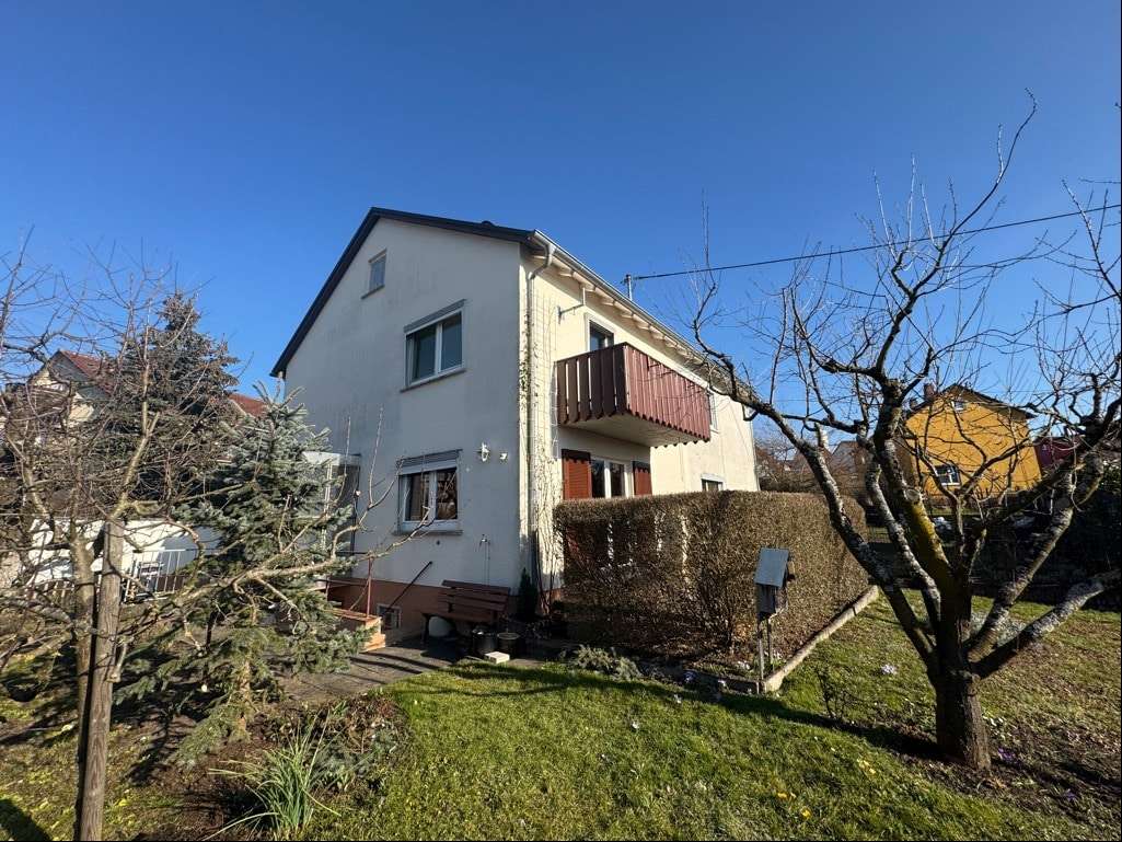 Adosado de 4 habitaciónes en Baden-Wurttemberg, Germany No. 88751