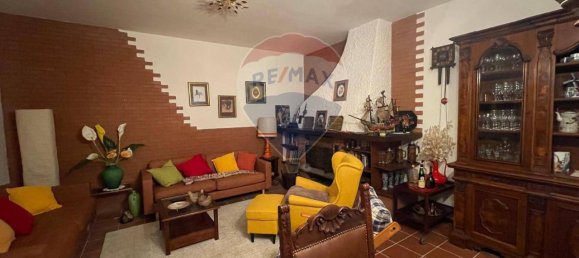 12-salle Maison à Bagni di Lucca, Italy No. 71182 4