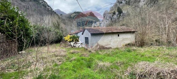 12-salle Maison à Bagni di Lucca, Italy No. 71182 14
