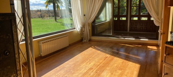 3 bedrooms House in Villaturiel, Spain No. 60994 12