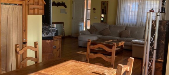 3 bedrooms House in Villaturiel, Spain No. 60994 16