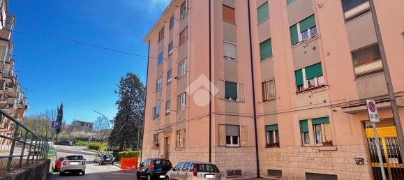 3 rooms Apartment in Potenza, Italy No. 136193 3
