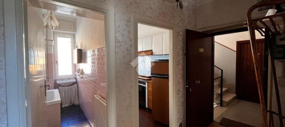 3 rooms Apartment in Potenza, Italy No. 136193 10