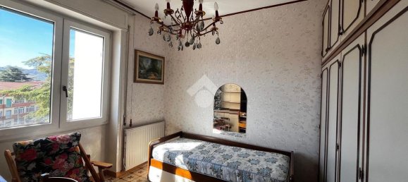 3 rooms Apartment in Potenza, Italy No. 136193 28