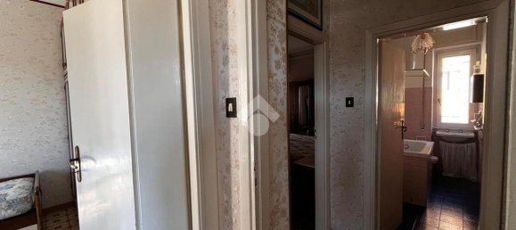 3 rooms Apartment in Potenza, Italy No. 136193 18