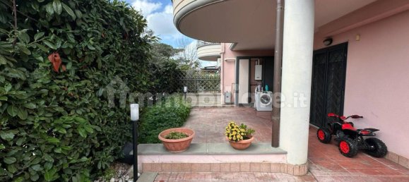 2 bedrooms Apartment in Rome, Italy No. 69208 5