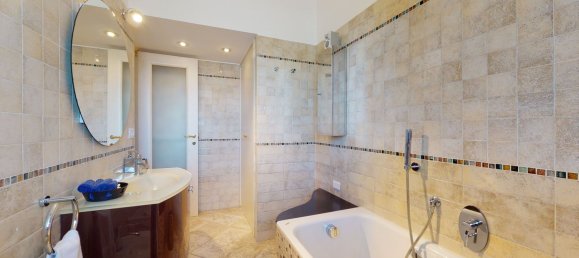 Apartamento de 4 habitaciónes en Milan, Italy No. 245998 32