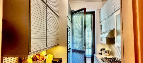 Apartamento de 4 habitaciónes en Milan, Italy No. 245998 46