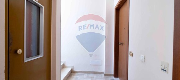 5 rooms Apartment in Cupramontana, Italy No. 8305 13
