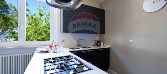 5 rooms Apartment in Cupramontana, Italy No. 8305 5