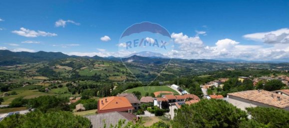 5 rooms Apartment in Cupramontana, Italy No. 8305 15