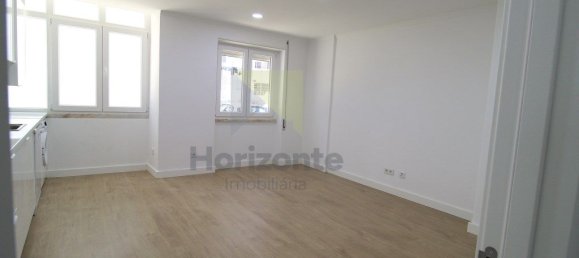 2 bedrooms Apartment in Lisbon, Portugal No. 223449 7