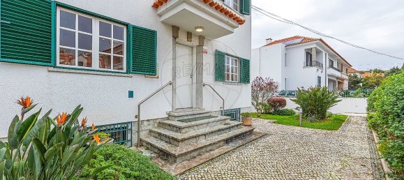 8 bedrooms House in Lisbon, Portugal No. 181635 2