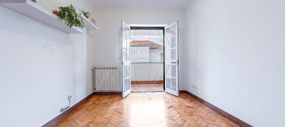 8 bedrooms House in Lisbon, Portugal No. 181635 22