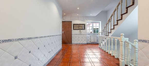 8 bedrooms House in Lisbon, Portugal No. 181635 7