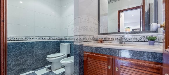 8 bedrooms House in Lisbon, Portugal No. 181635 16