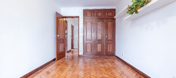 8 bedrooms House in Lisbon, Portugal No. 181635 23