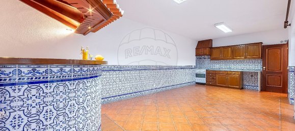 8 bedrooms House in Lisbon, Portugal No. 181635 43