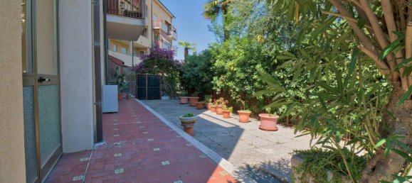 3 rooms Apartment in Andora, Italy No. 120819 4