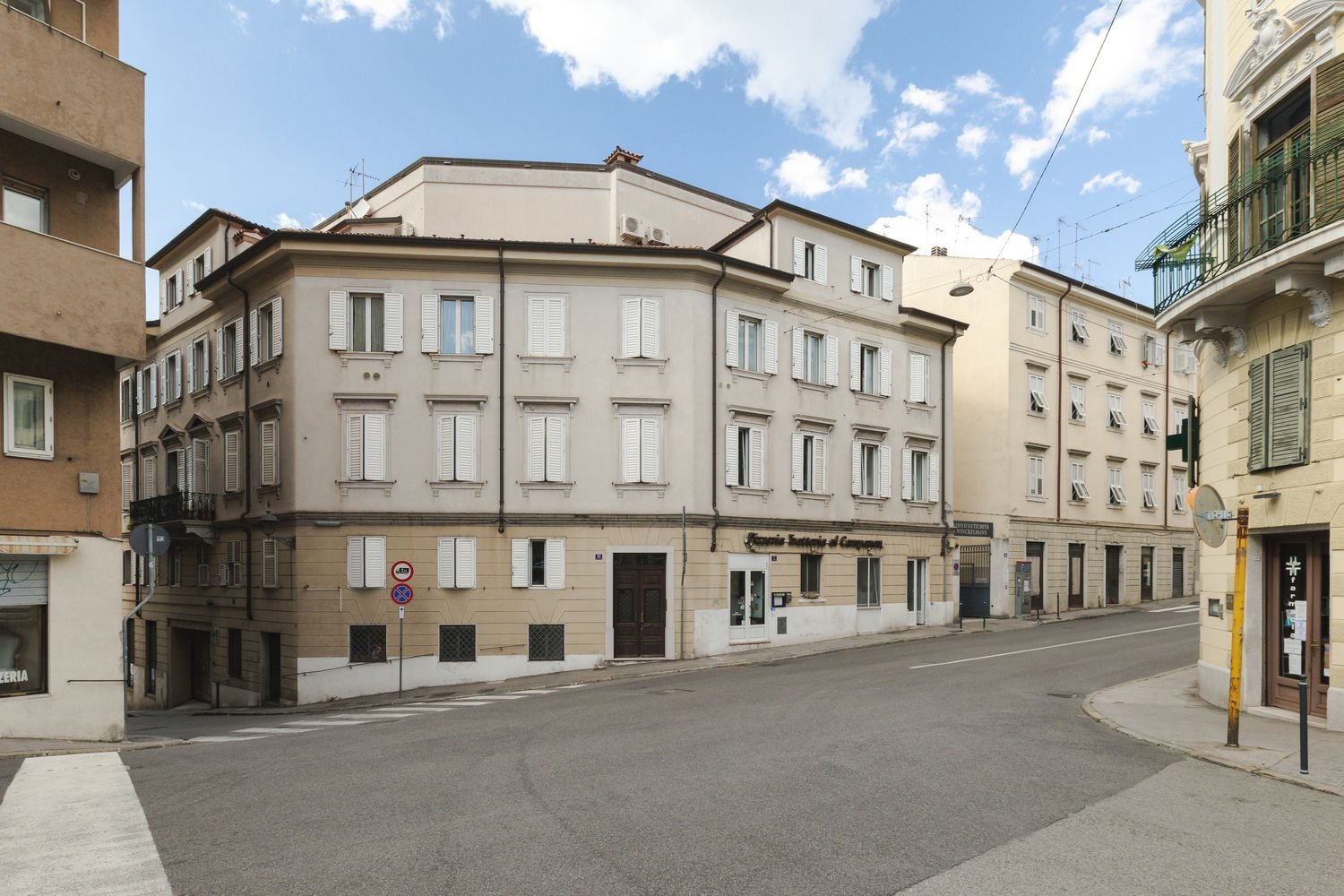 Apartamento de 3 divisões em Trieste, Italy N.º 2021