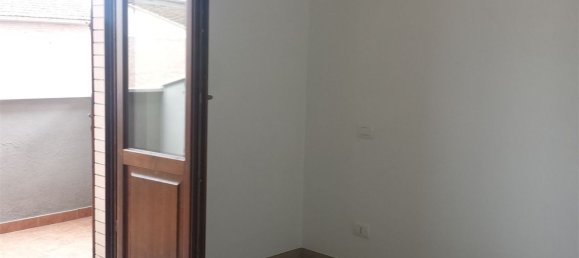 4 bedrooms Apartment in Monteroni d'Arbia, Italy No. 179570 8