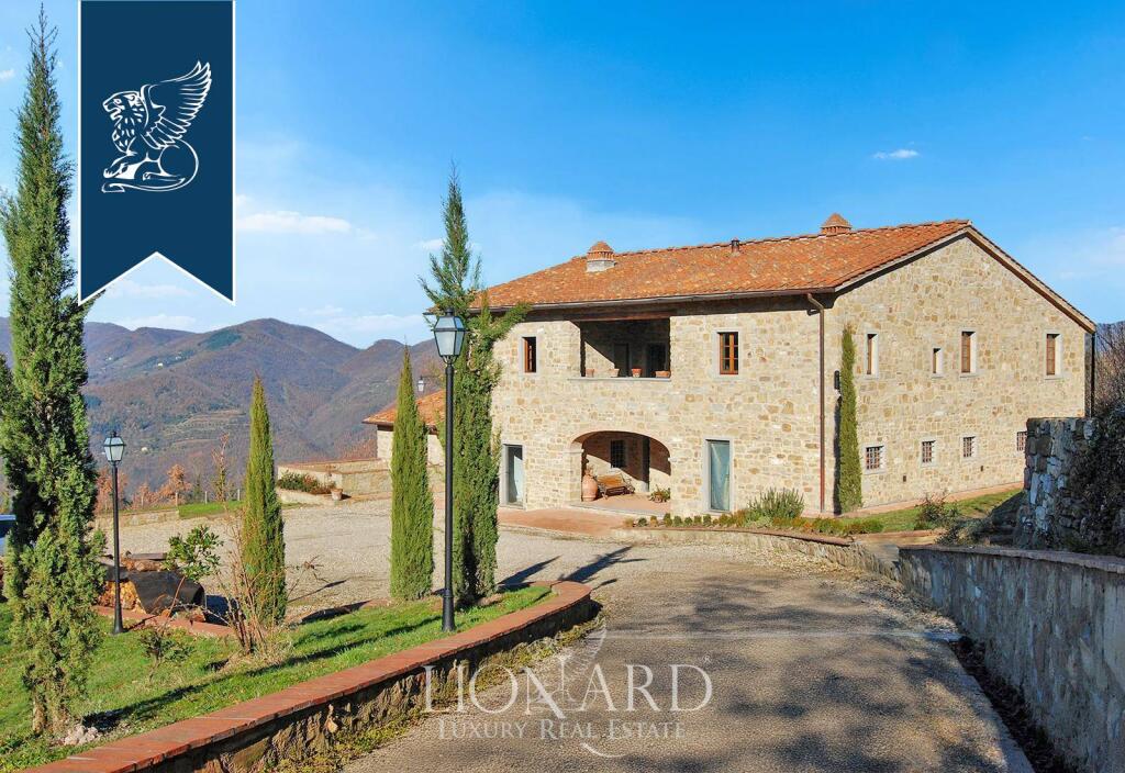 5 bedrooms House in Pontassieve, Italy No. 329295