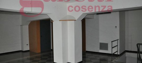 5 rooms Commercial property in Cosenza, Italy No. 41512 13
