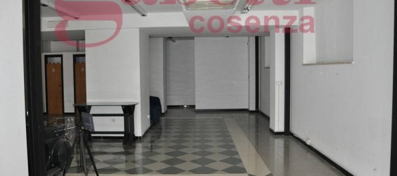5 rooms Commercial property in Cosenza, Italy No. 41512 8